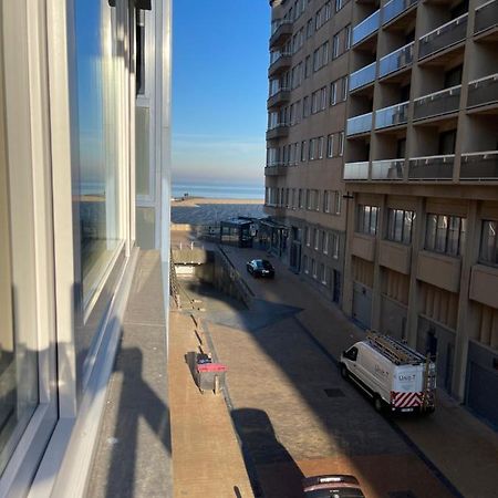 Logies One Room Oostende Bagian luar foto